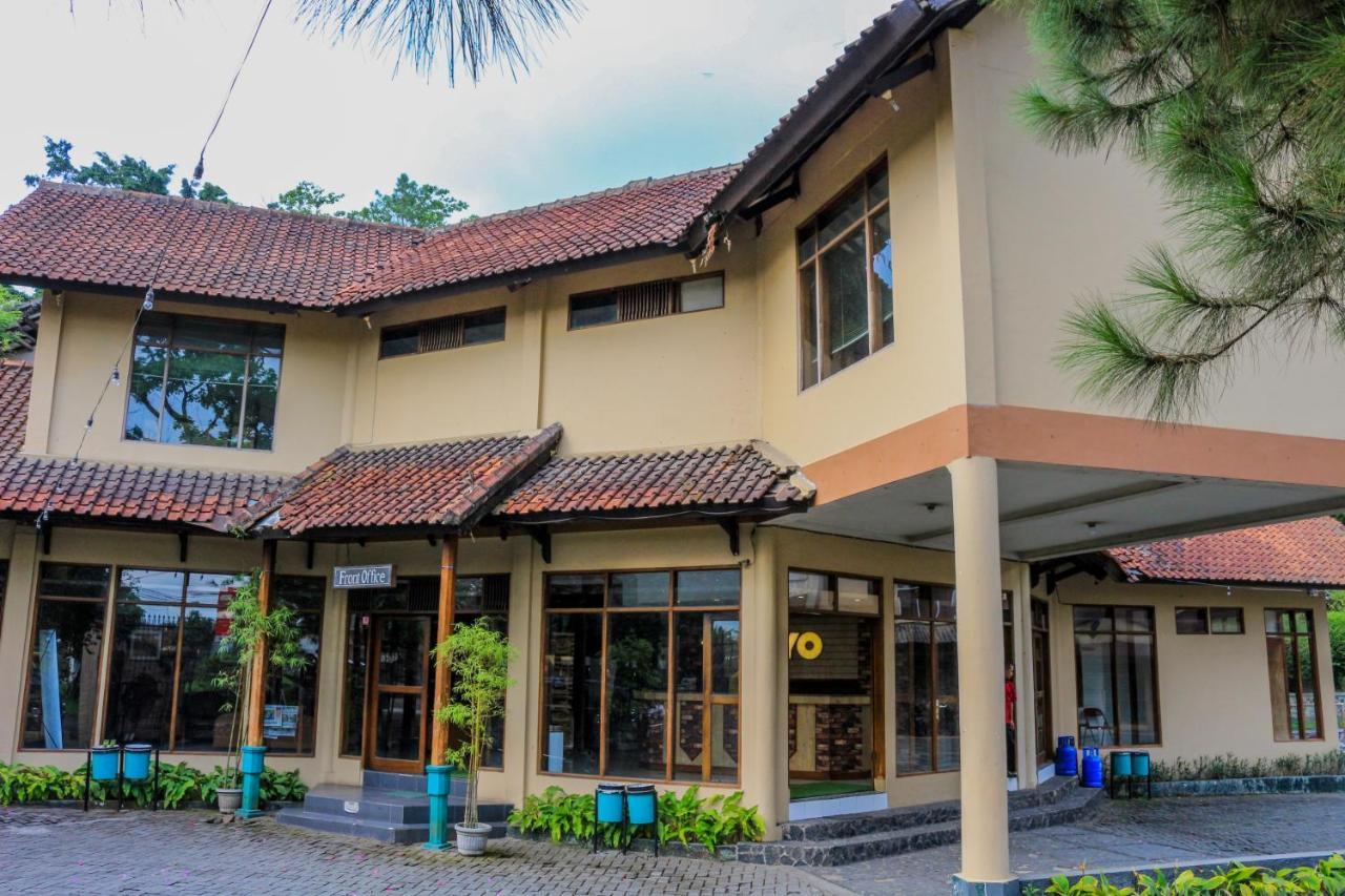 Oyo 1673 Taman Mangkubumi Indah Hotel