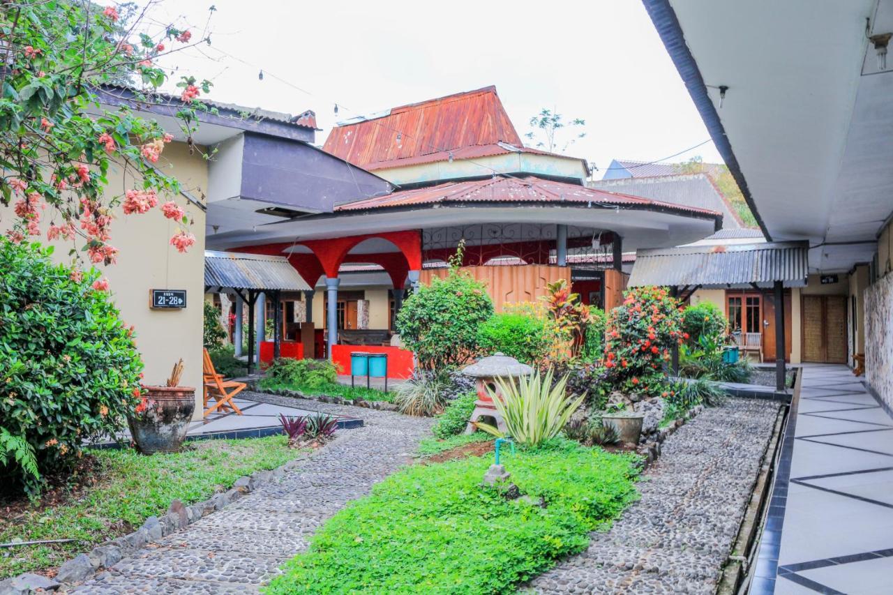 Oyo 1673 Taman Mangkubumi Indah Hotel Tasikmalaya
