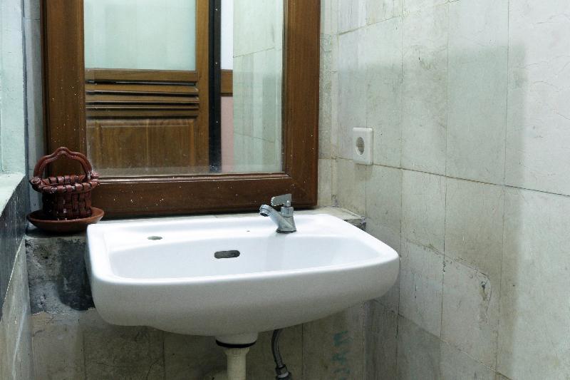 Oyo 1673 Taman Mangkubumi Indah Hotel 2*